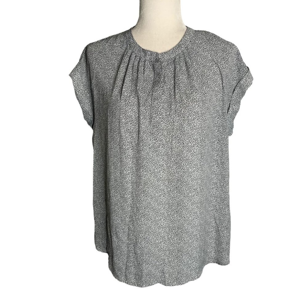Halston Dolman Sleeve Blouse M Black White Hidden Buttons Cuffed Round Neck